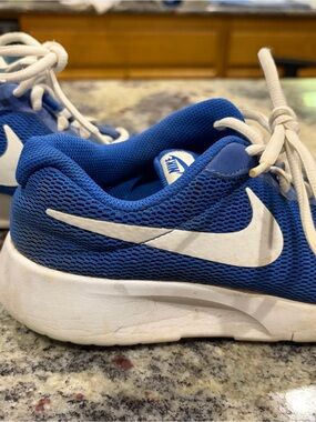 Nike Kids Blue and White Mesh Sneakers